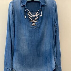 Cloth & Stone Blue Lace-Up Chambray shirt